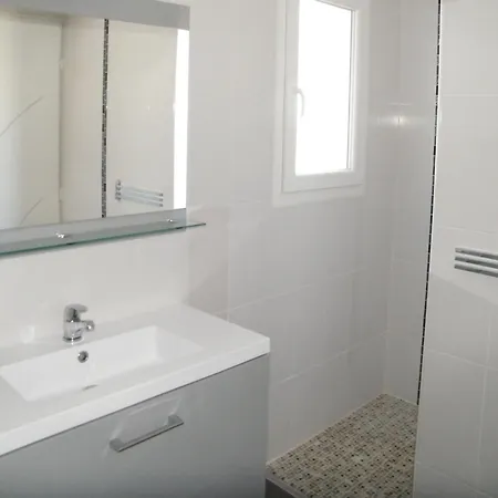 Avec Terrasse Exterieure Apartamento *